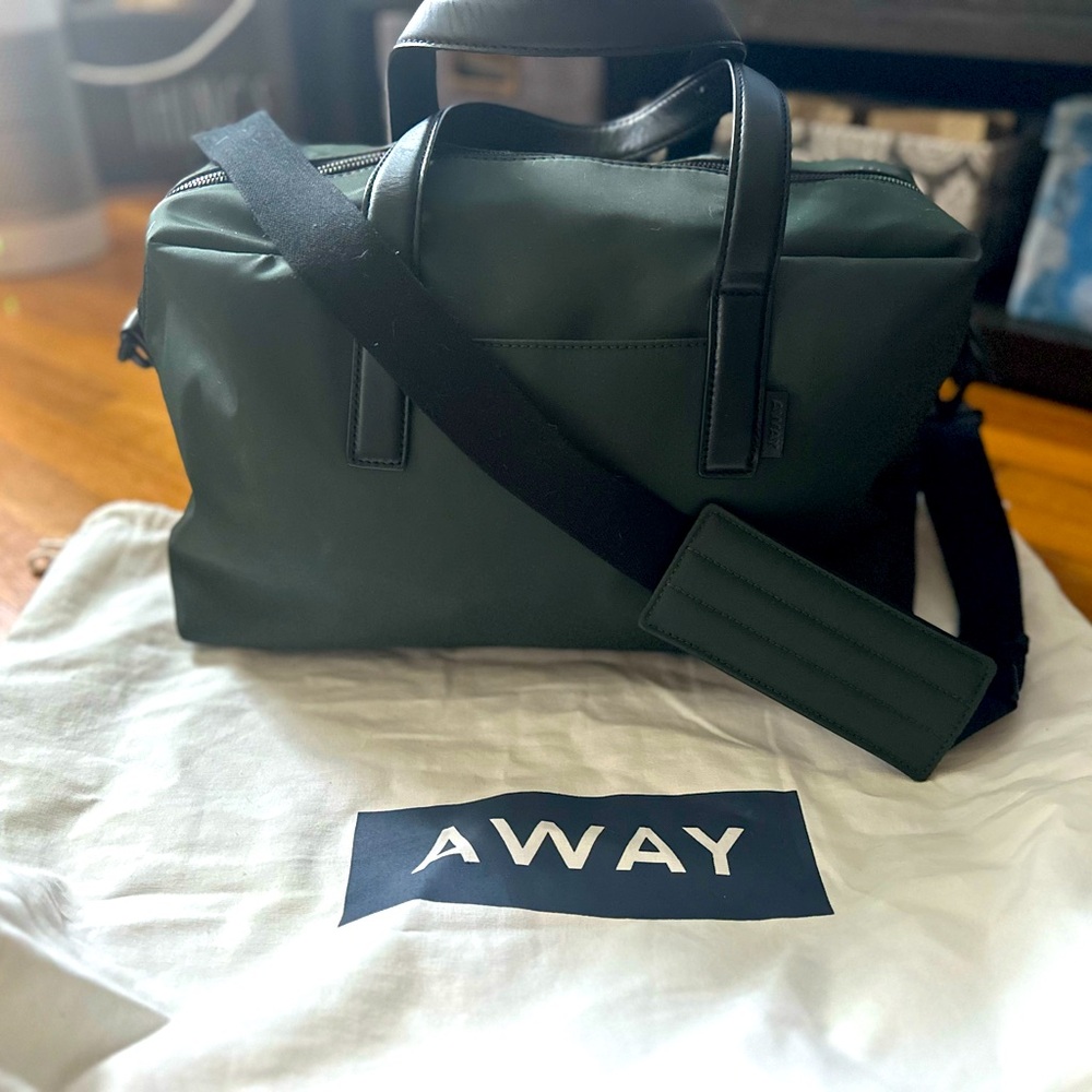 Away Everywhere Bag - dark green